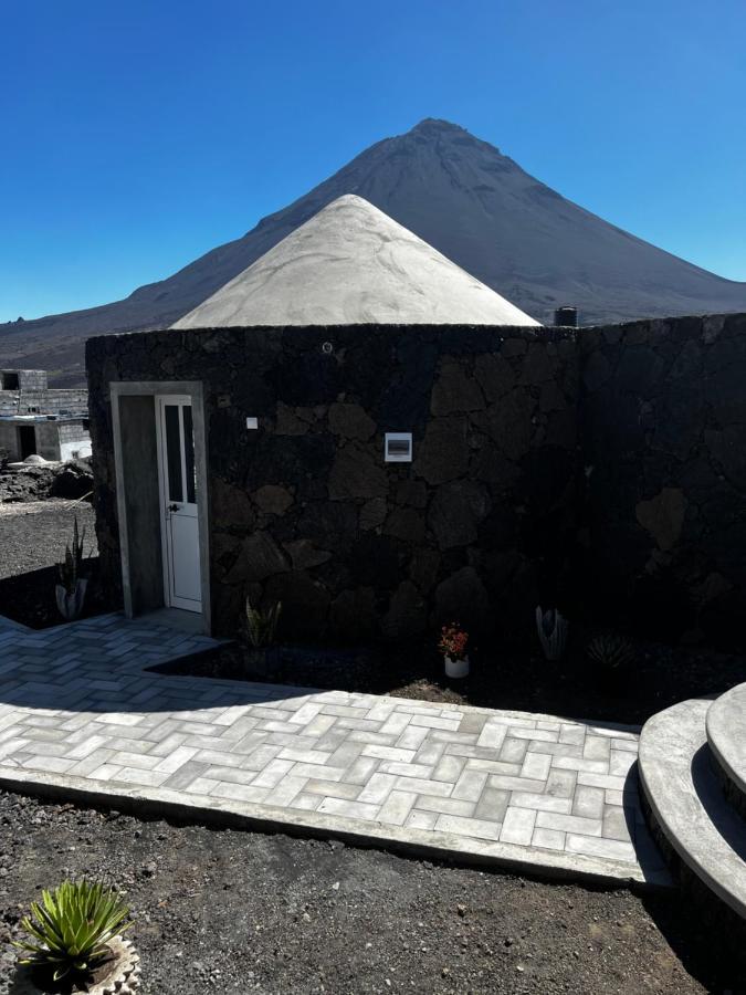 Ecofunco Bed & Breakfast Portela Exterior foto